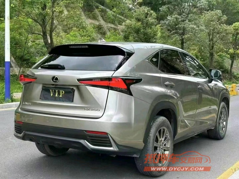 深圳21年雷克萨斯NX8