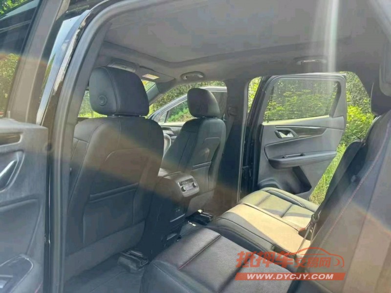 武汉22年雪佛兰开拓者8