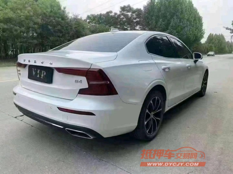 武汉22年沃尔沃S60L5