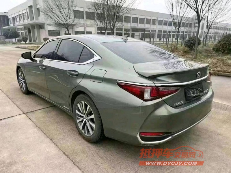 武汉20年雷克萨斯ES5