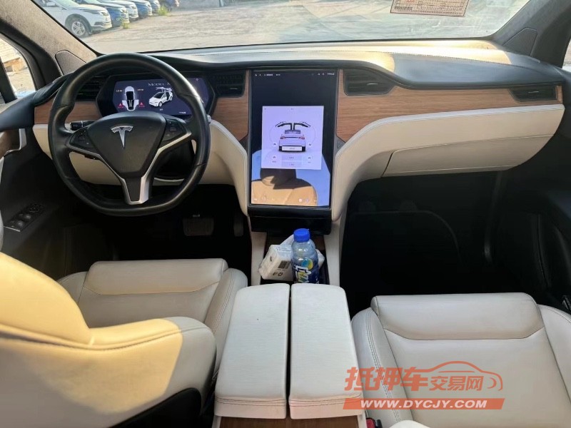 天津20年特斯拉MODEL X5