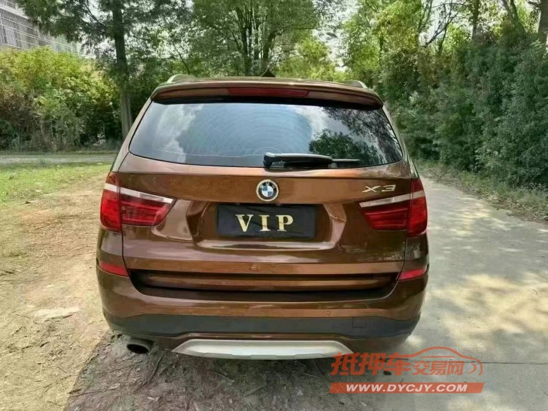 武汉17年宝马X36