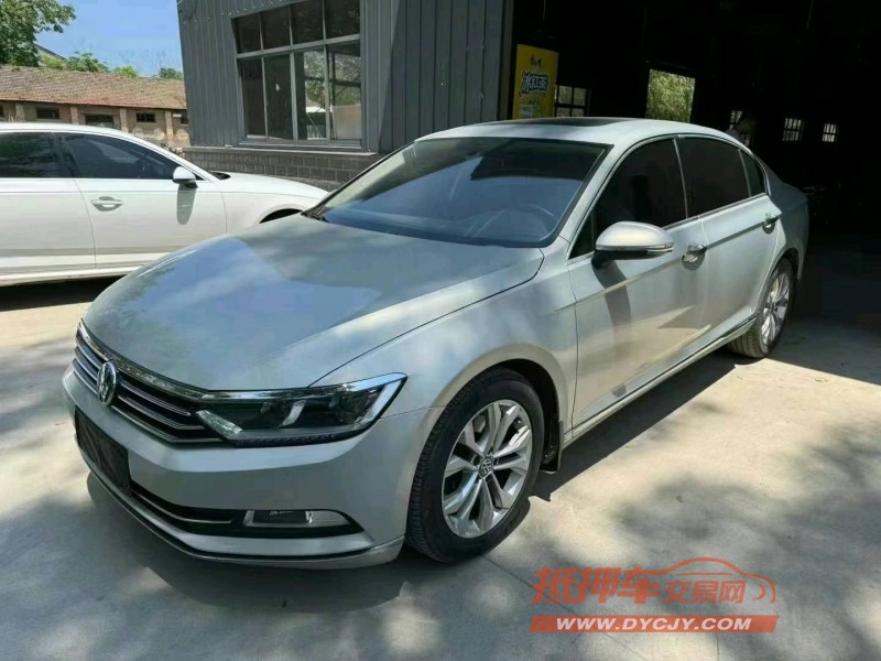 武汉17年大众迈腾4