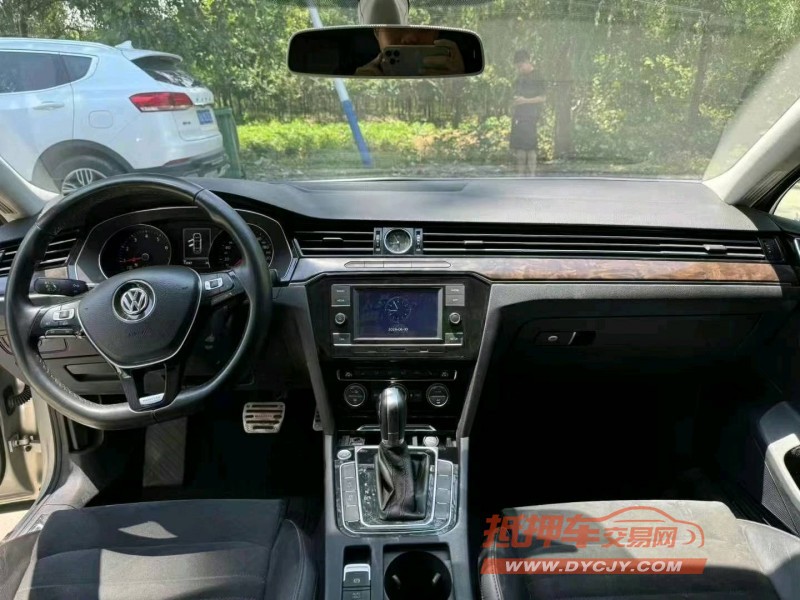 武汉17年大众迈腾9