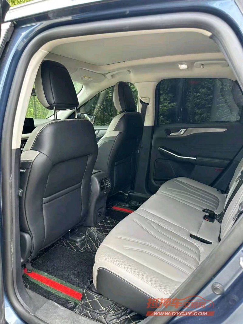 武汉21年雪佛兰探界者9