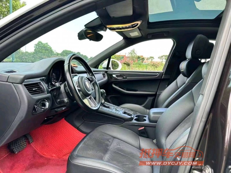 武汉18年保时捷Macan4