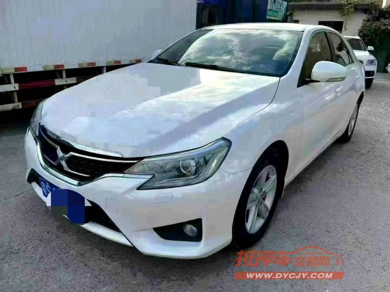 济南15年丰田锐志2