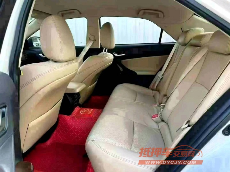 济南15年丰田锐志6