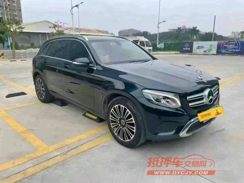 广州19年奔驰GLC3