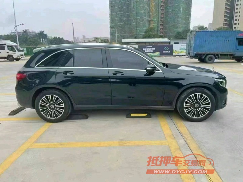 广州19年奔驰GLC8