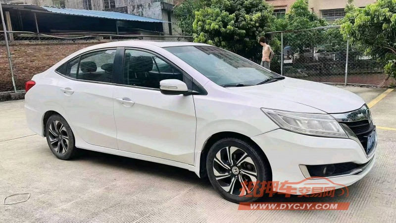 佛山17年本田凌派3