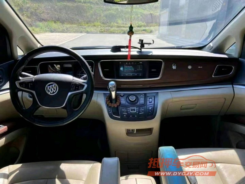 烟台17年别克GL84