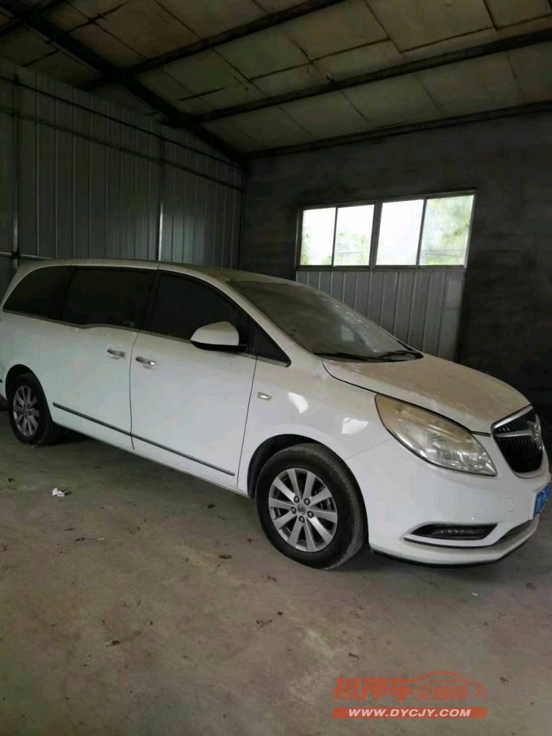 济南17年别克GL82