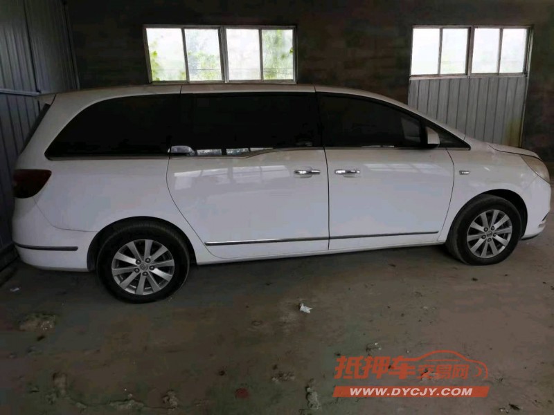 济南17年别克GL86