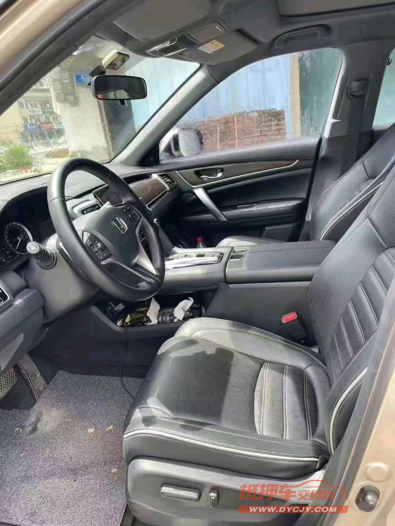 广州17年本田URV6