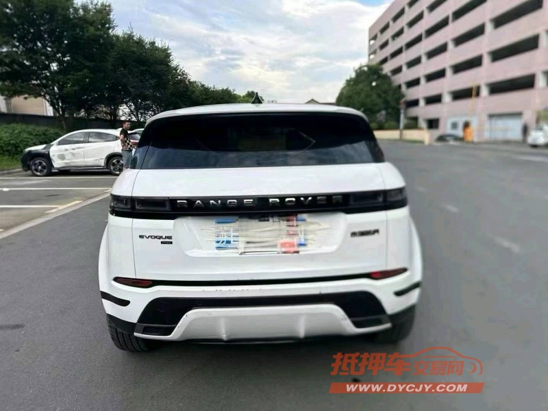 苏州22年路虎极光3