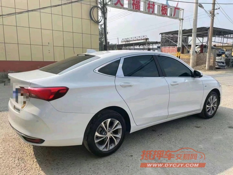 保定22年别克威朗4