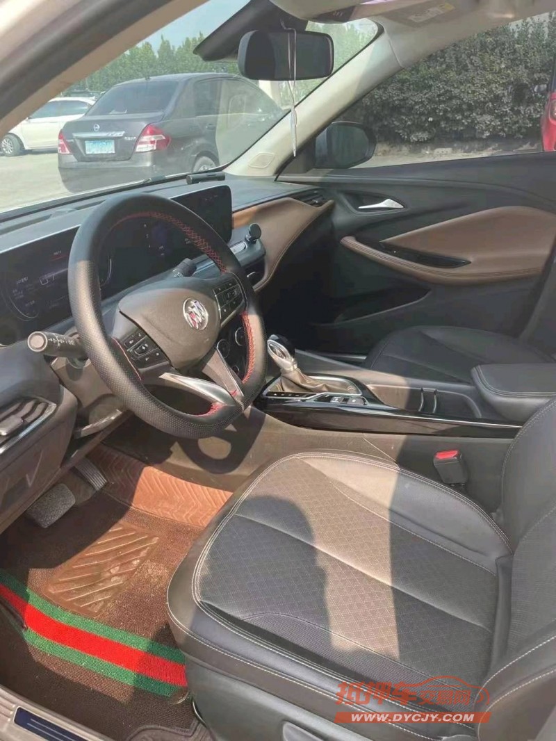 保定22年别克威朗8