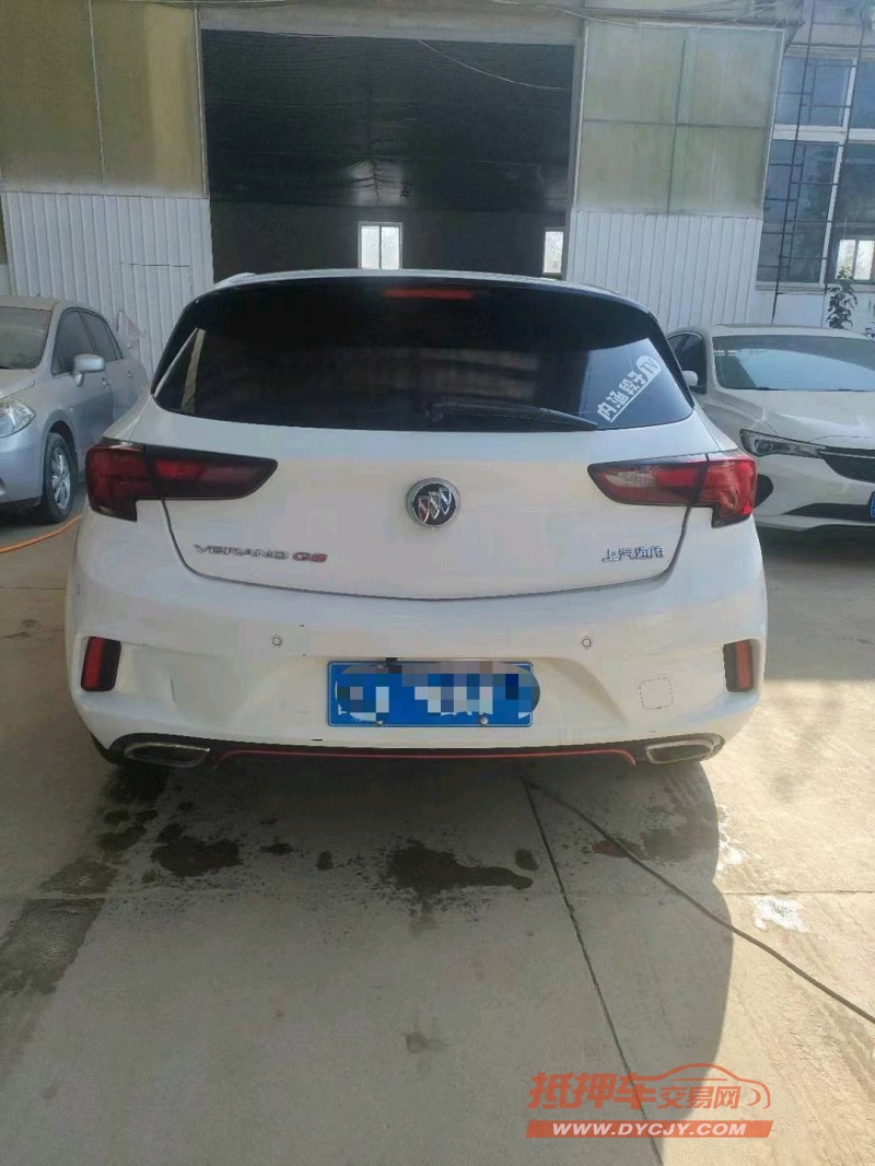 保定17年别克威朗8