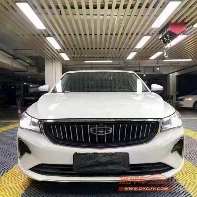 成都22年吉利帝豪1