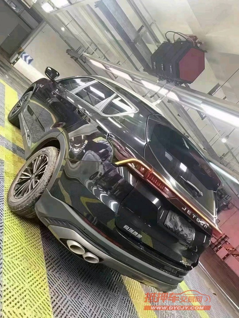 成都22年奇瑞捷途X705