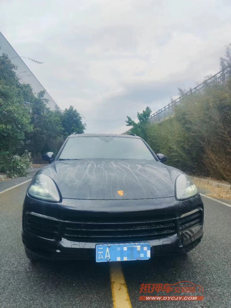 昆明22年保時捷卡宴1