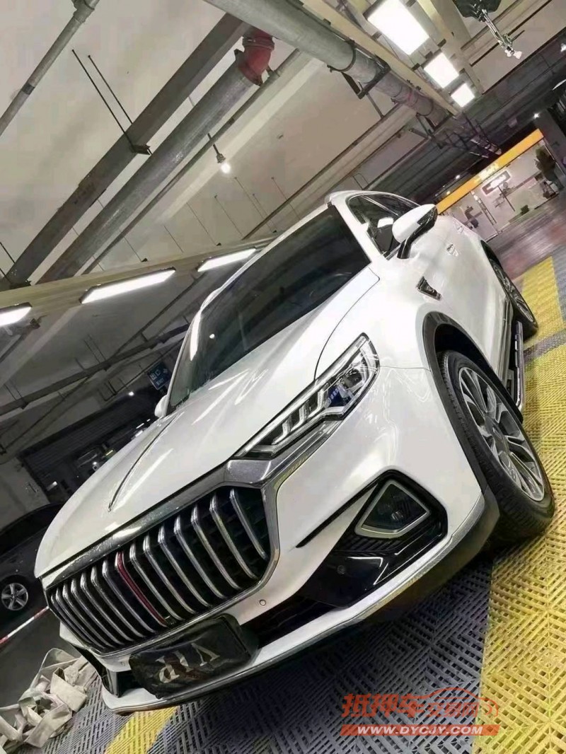 成都21年红旗HS52