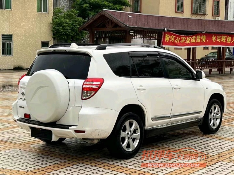 汕头13年丰田RAV48