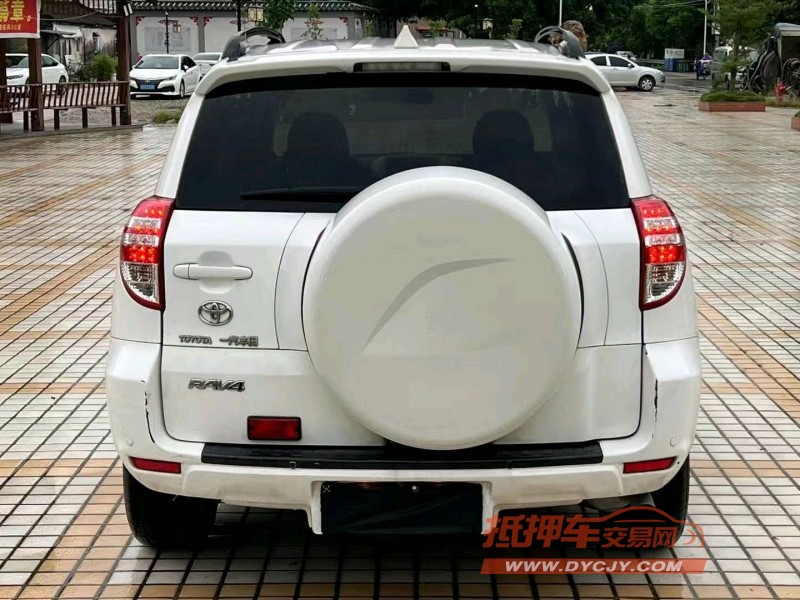 汕头13年丰田RAV49