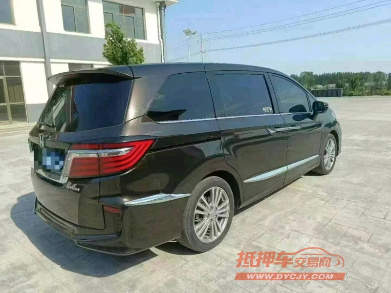 潍坊18年本田艾力绅5