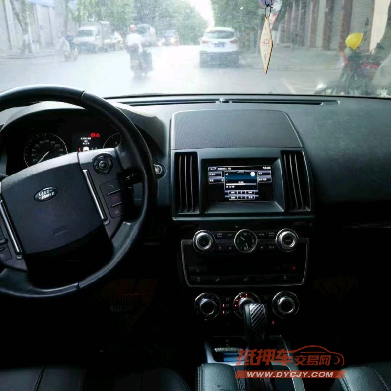 重庆14年路虎神行者8