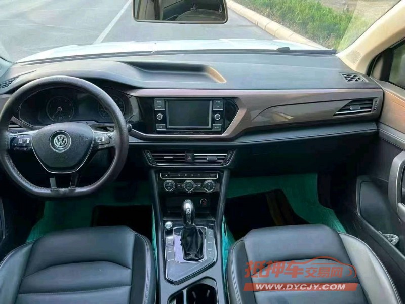 潍坊20年大众途岳7