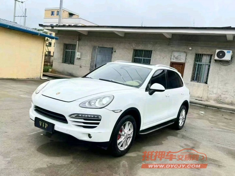 潍坊13年保时捷卡宴4