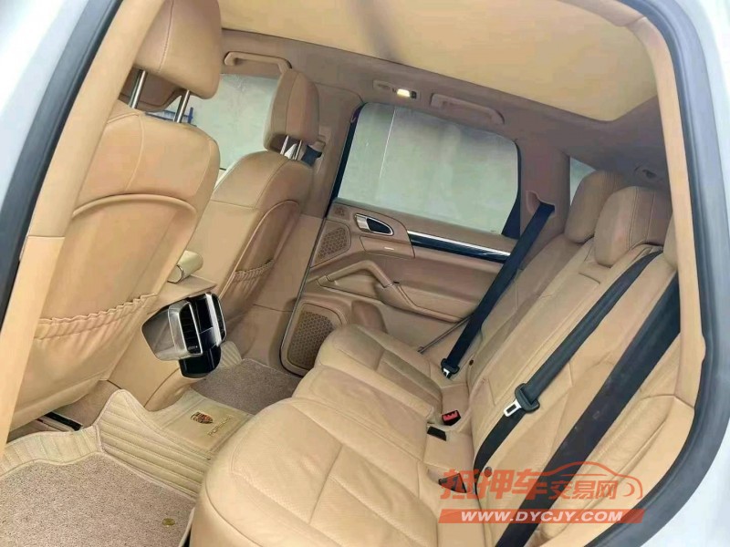 潍坊13年保时捷卡宴5