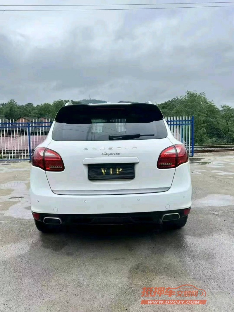 潍坊13年保时捷卡宴7