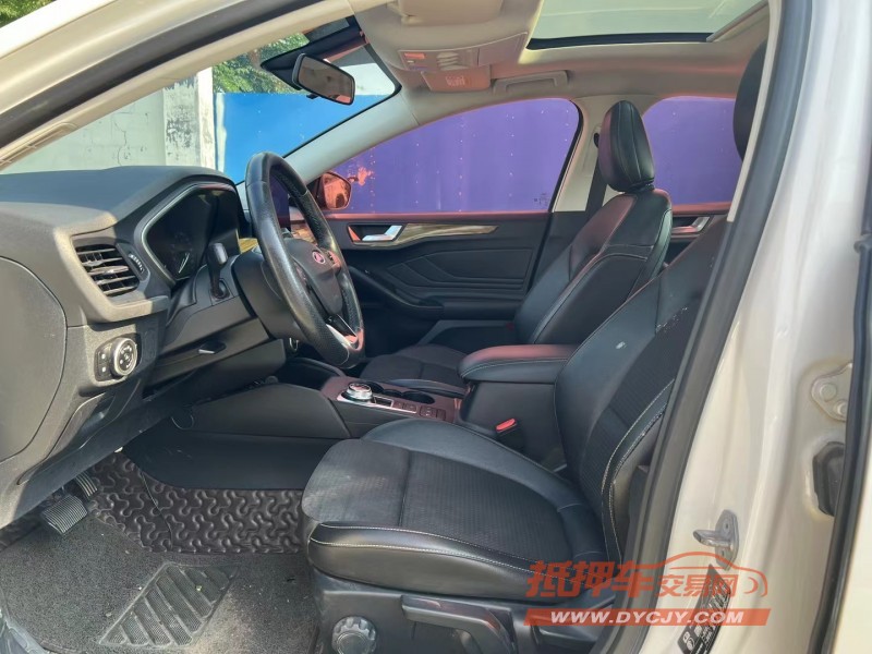 青岛19年福特福克斯7