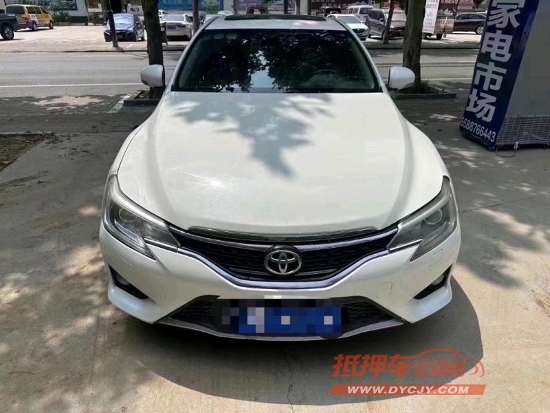 潍坊16年丰田锐志1