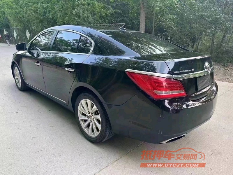 烟台15年别克君越2