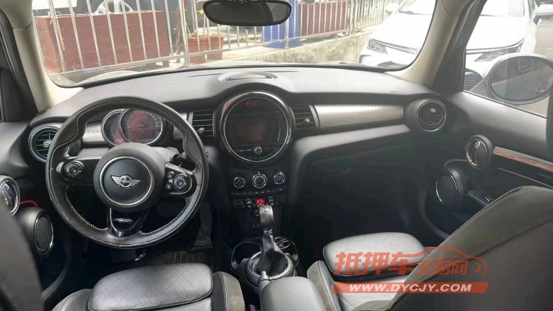 鶴壁18年MINICooper6