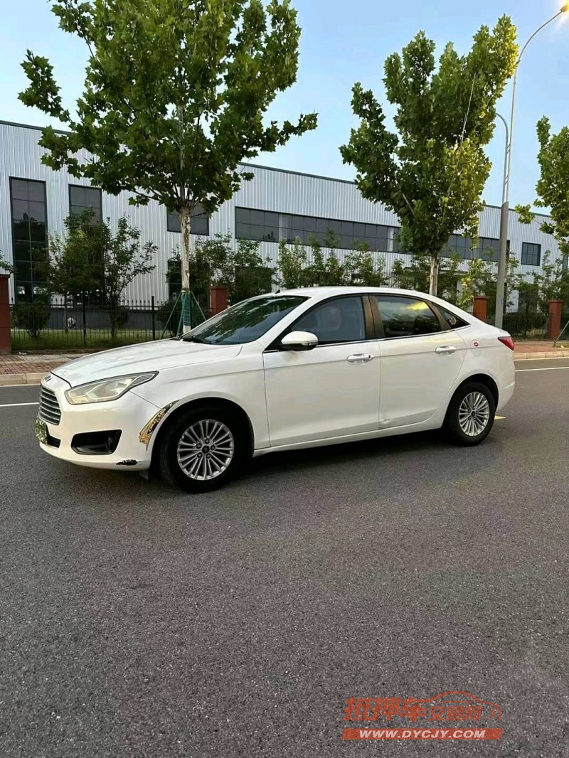 宿迁15年福特福睿斯2