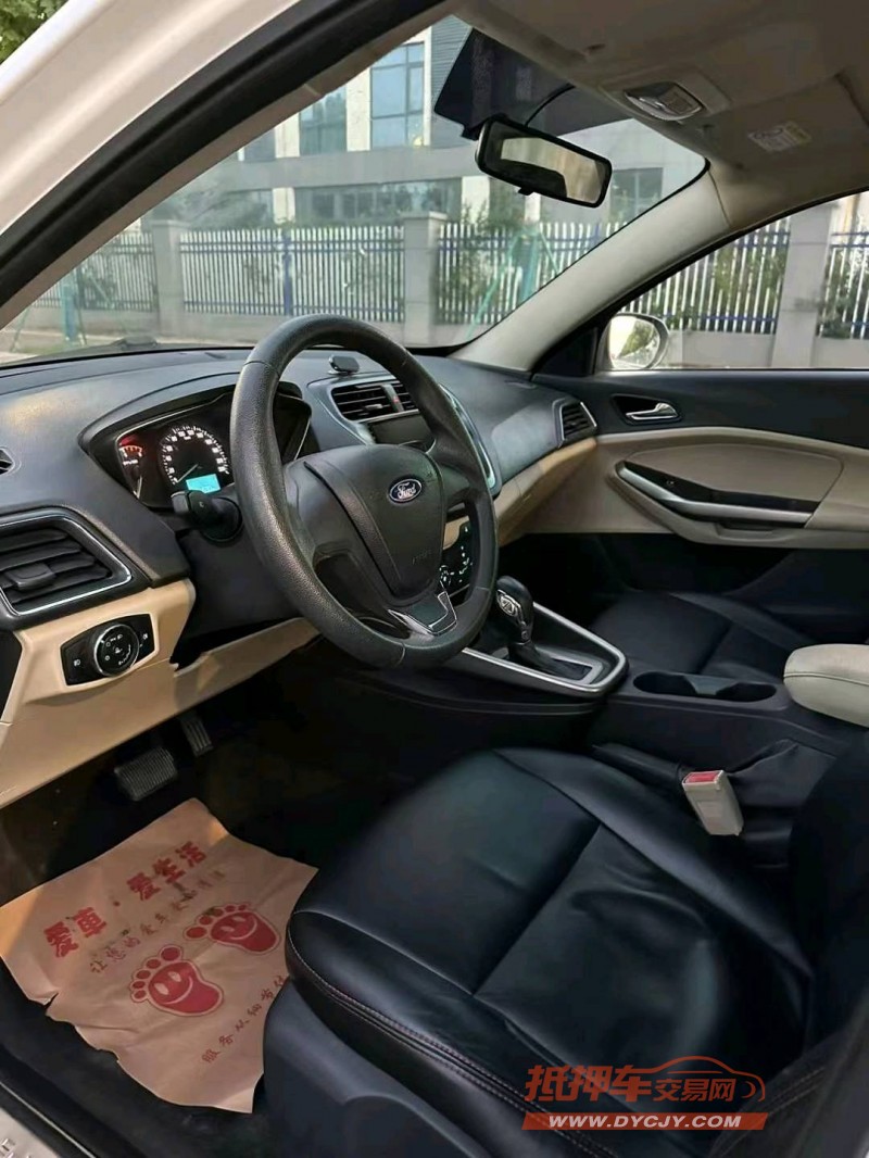 宿迁15年福特福睿斯4