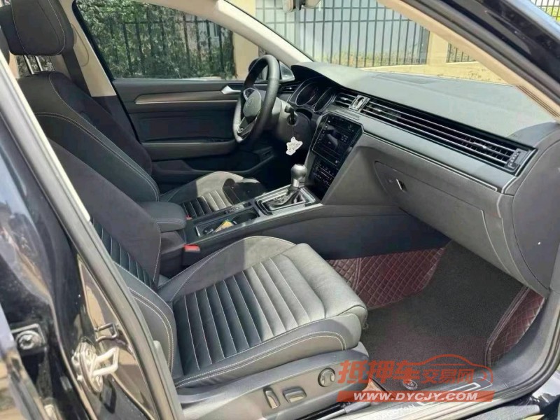 潍坊22年大众迈腾4