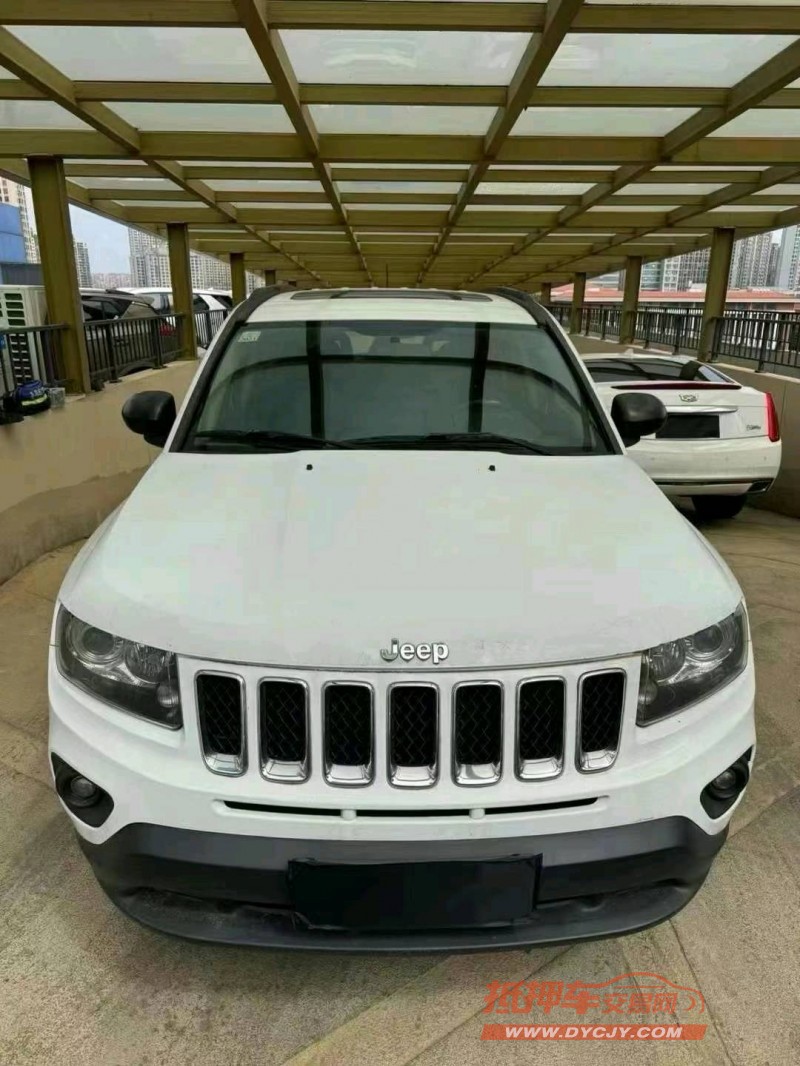 南通15年Jeep指南者1