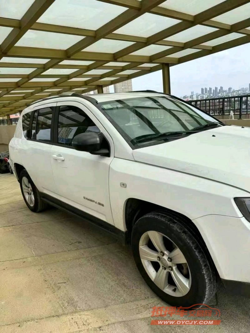 南通15年Jeep指南者2