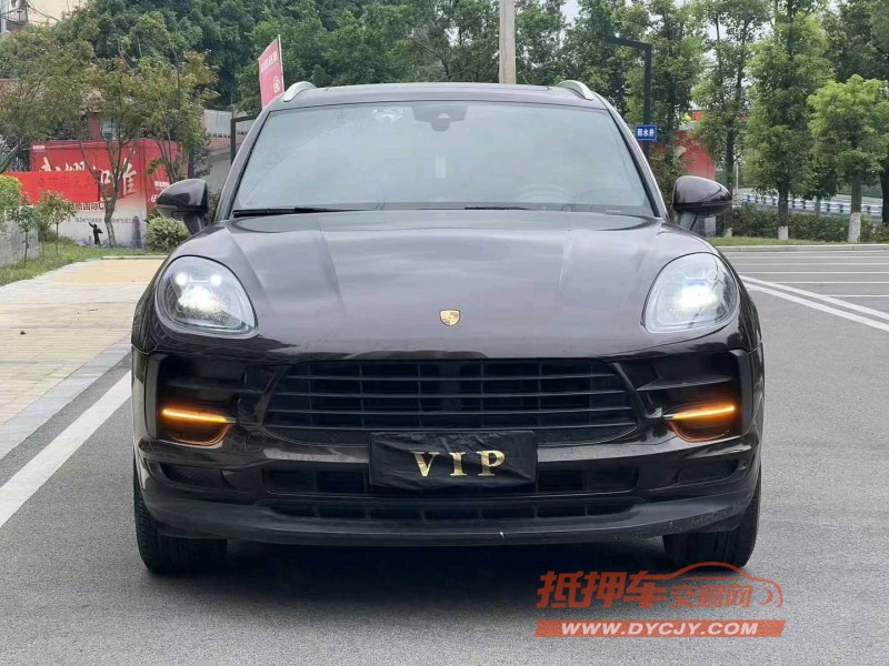 重庆19年保时捷Macan1