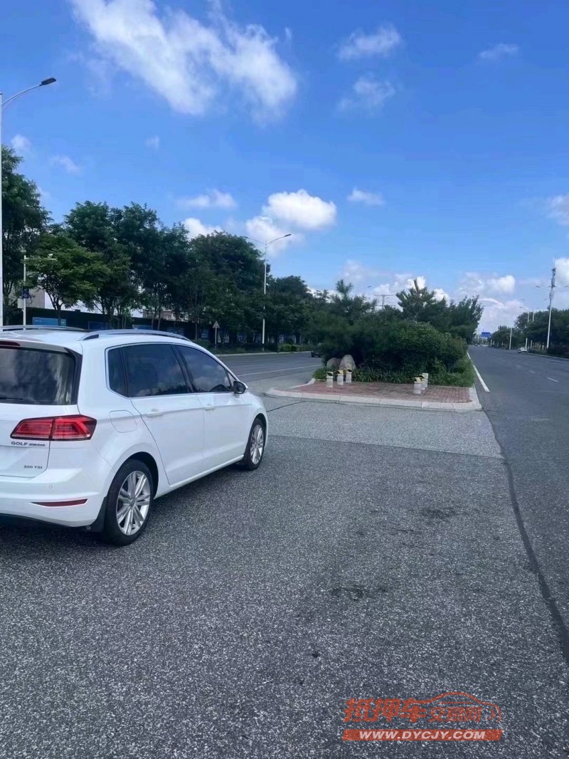 济南17年大众高尔夫·嘉旅4