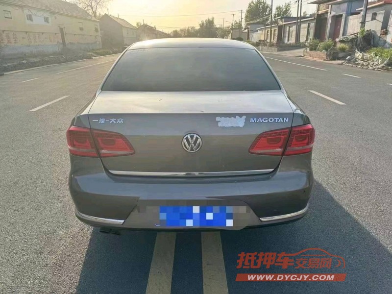 济南14年大众迈腾8