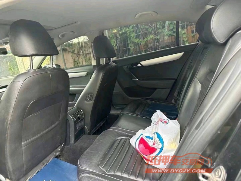 济南16年大众迈腾7