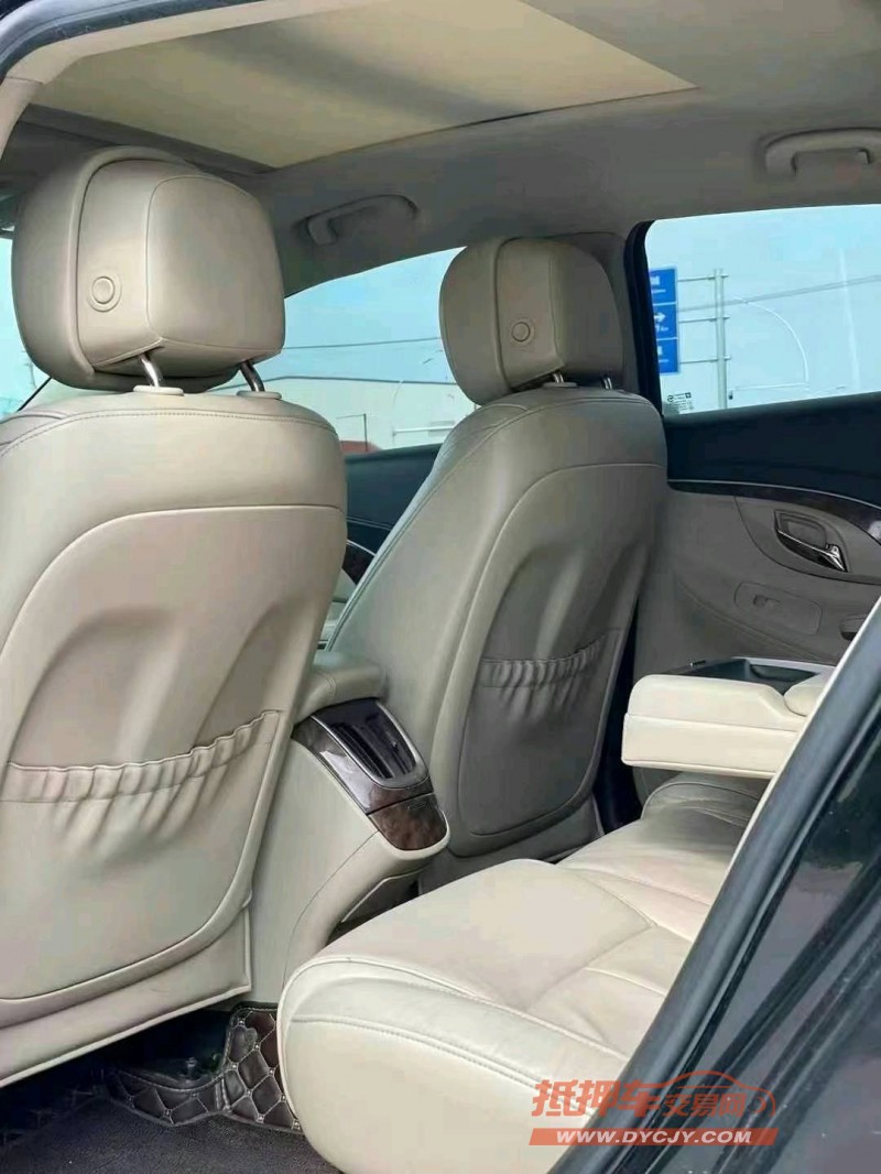 青岛15年别克君越4