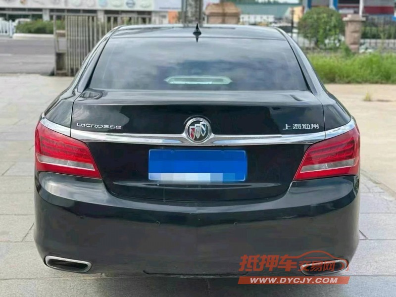 青岛15年别克君越6